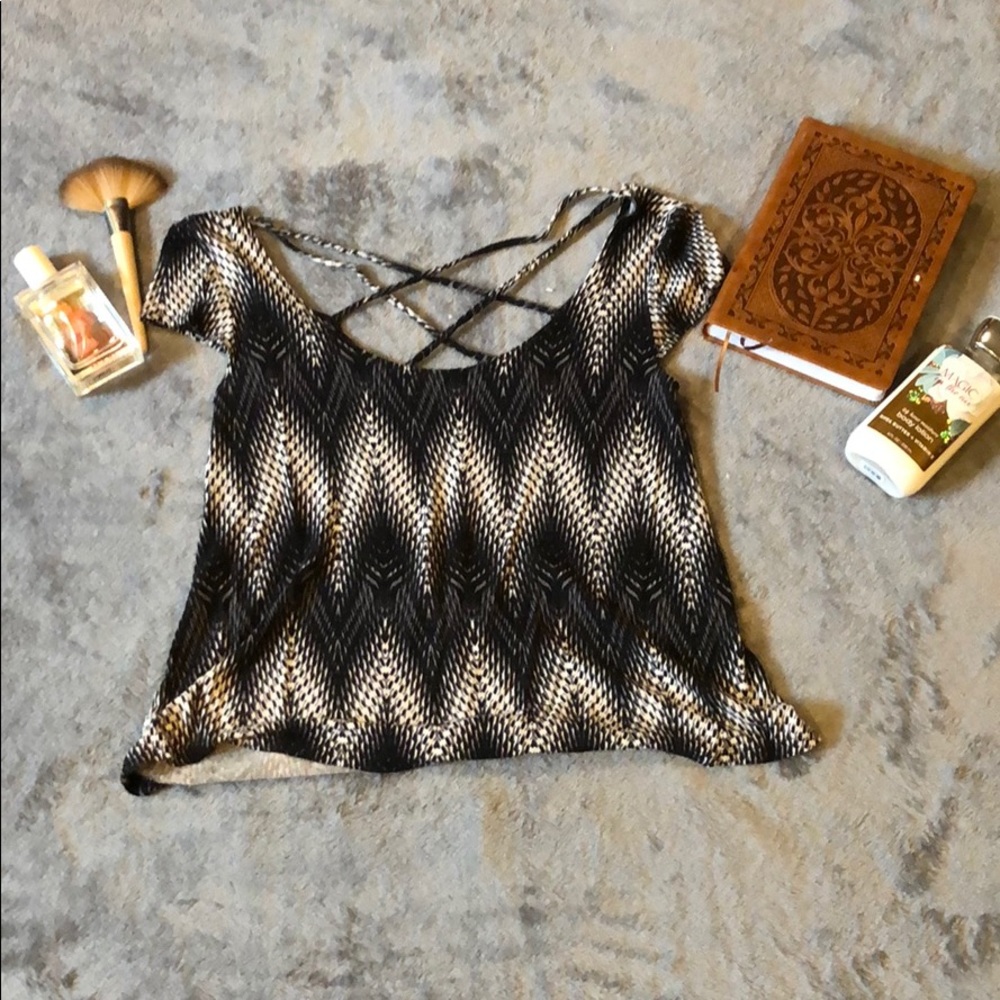 Cropped Patterned Shirt